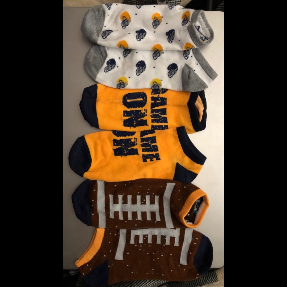 Game time low cut socks show size 4-10 3 pair in a pack